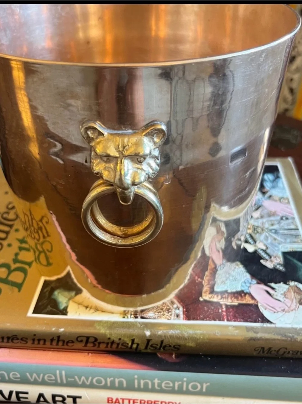 Vintage solid copper champagne /wine/ice bucket. brass lion heads handles